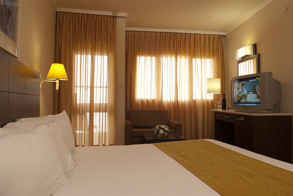 House Kinneret Hotel